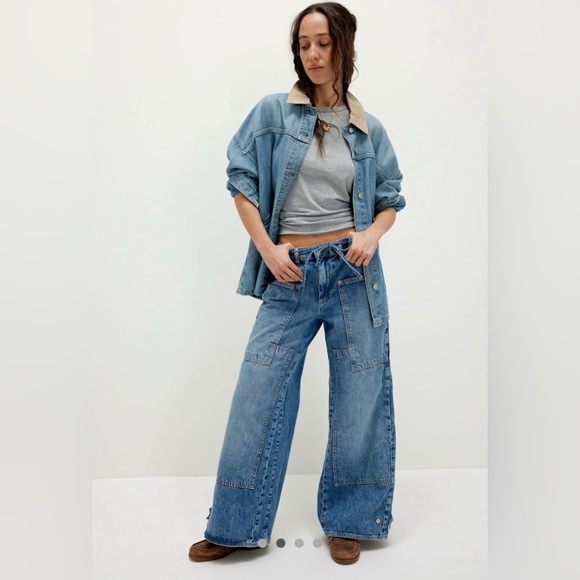 MWT FREE PEOPLE CURVY OUTLAW WIDE LEG JEANS 🔥 - Picture 1 of 4